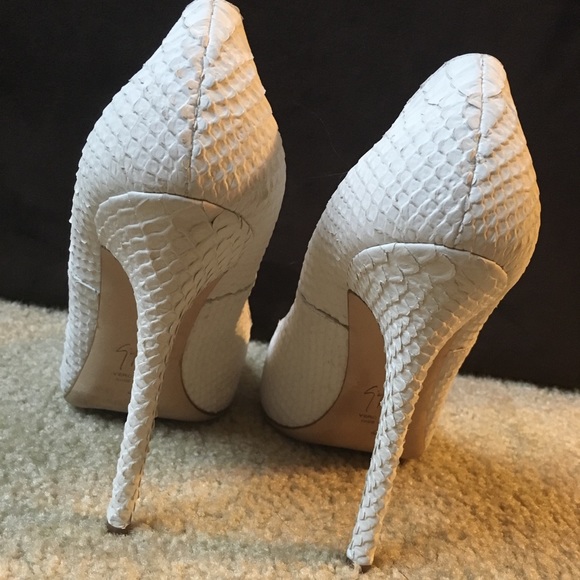 Giuseppe Zanotti - Picture 3 of 8